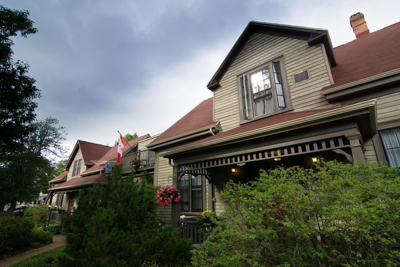 Shipwright Inn Шарлъттаун Екстериор снимка